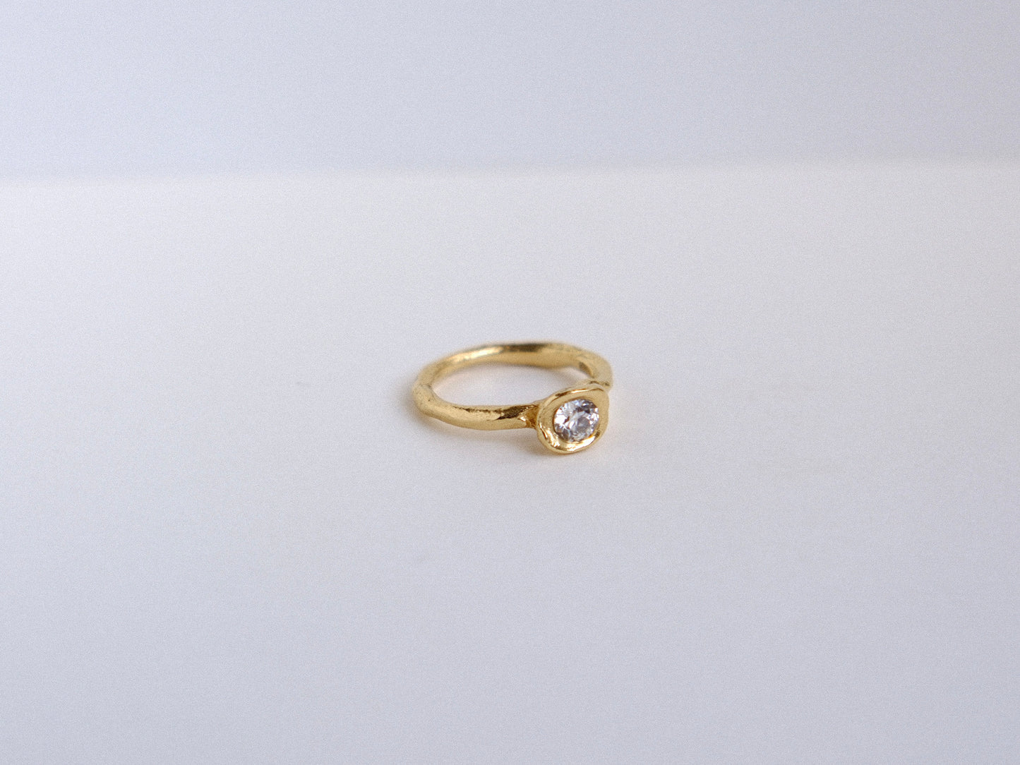 Sola Ring with Old Euro Cut Diamond in 18kt Gold