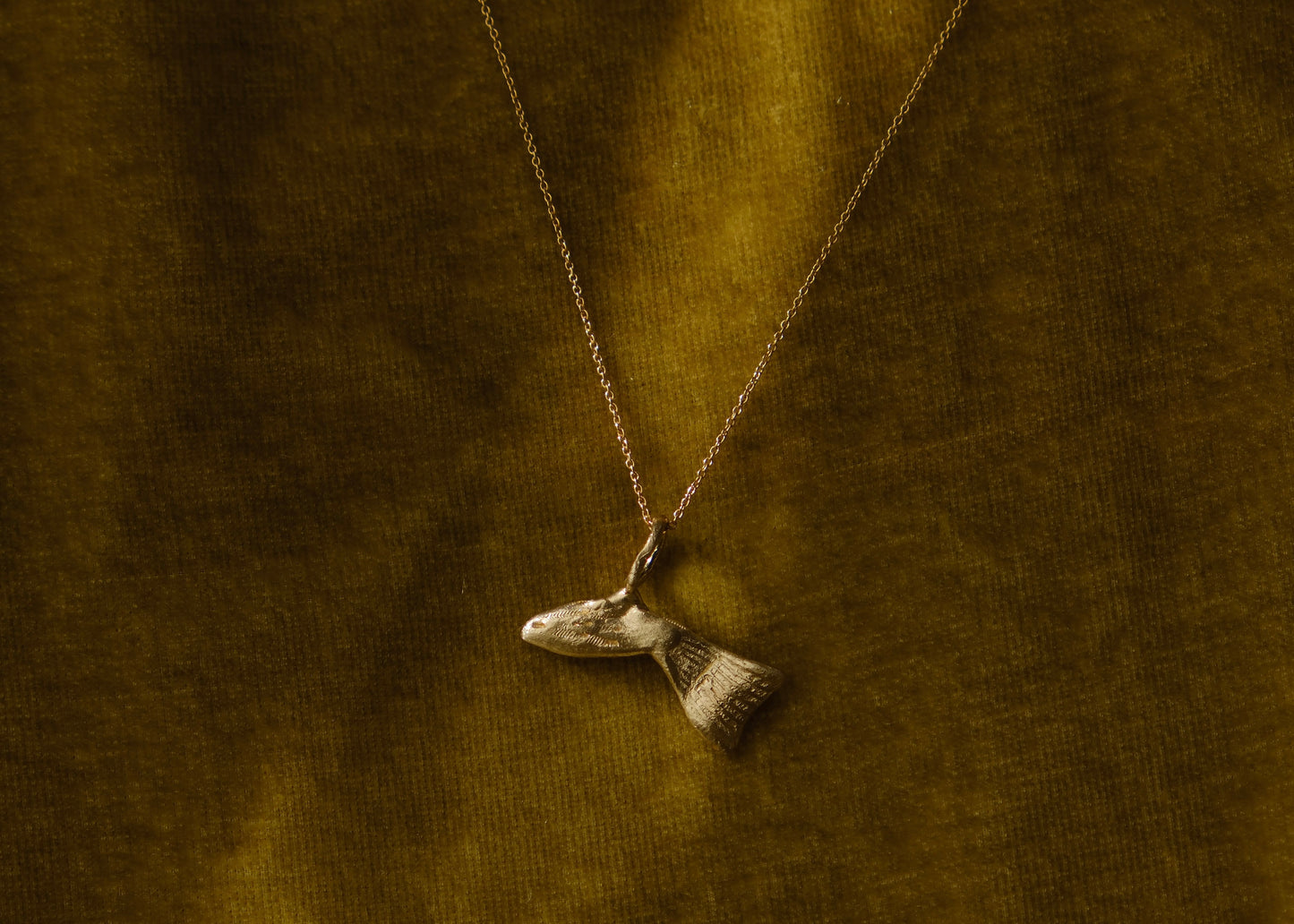 Gold Fish Pendant (Horizontal)