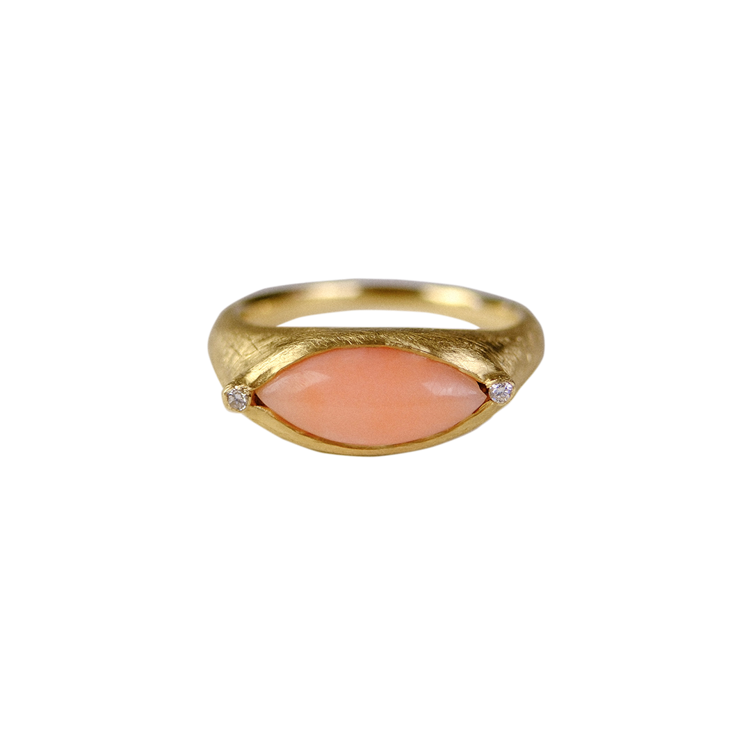 Alba Coral Ring in 18k with White Diamonds