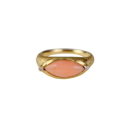 Alba Coral Ring in 18k with White Diamonds