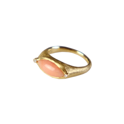 Alba Coral Ring in 18k with White Diamonds