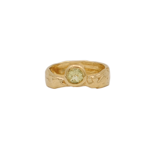 Aria Ring with Green Sapphire