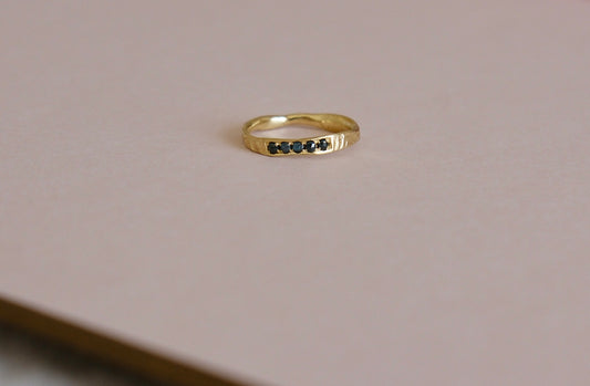 18kt Gold & Blue Diamones Ocean Ring