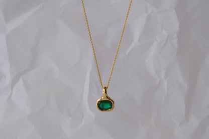 Oval Emerald - Pendant III