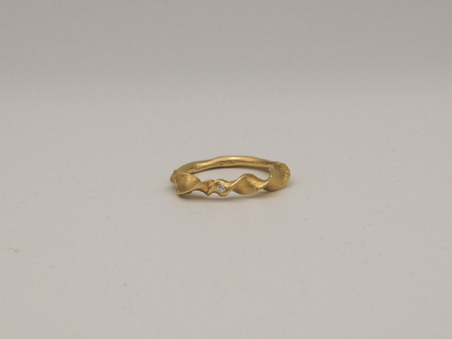 CUSTOM: Twist Ring for Sevon Deposit