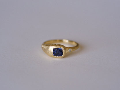 Duet Ring IV: Fall Blues in Spinel with White Diamond