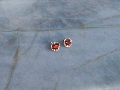 Delle Stud Earrings with Garnet