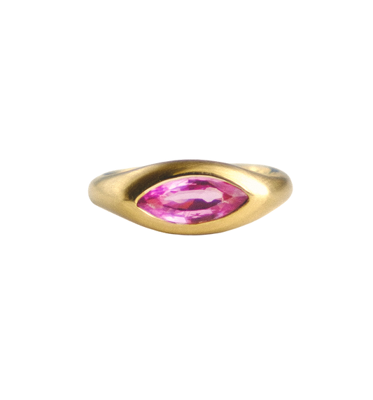 Petra Signet Ring with Pink Sapphire in 18kt Gold