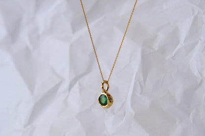 Round Emerald - Pendant I